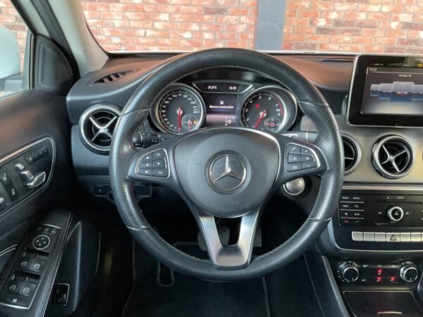 MERCEDES BENZ