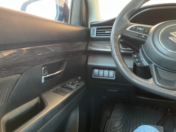 SUZUKI ERTIGA