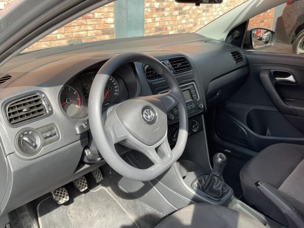 VOLKSWAGEN VENTO