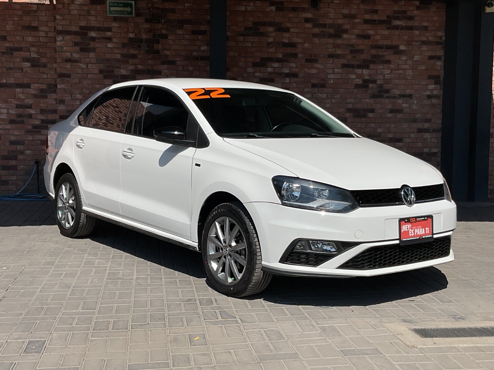 VOLKSWAGEN VENTO (