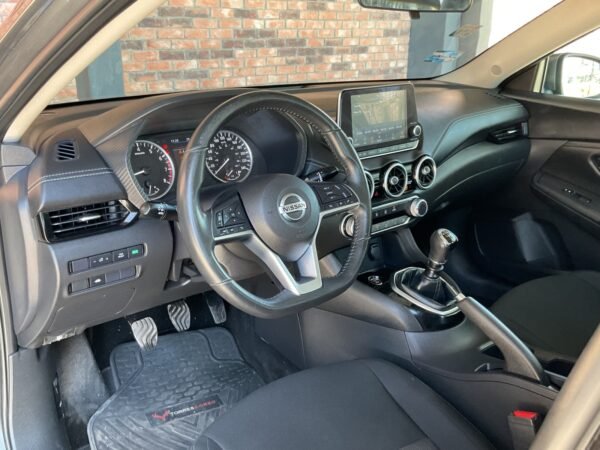 NISSAN SENTRA