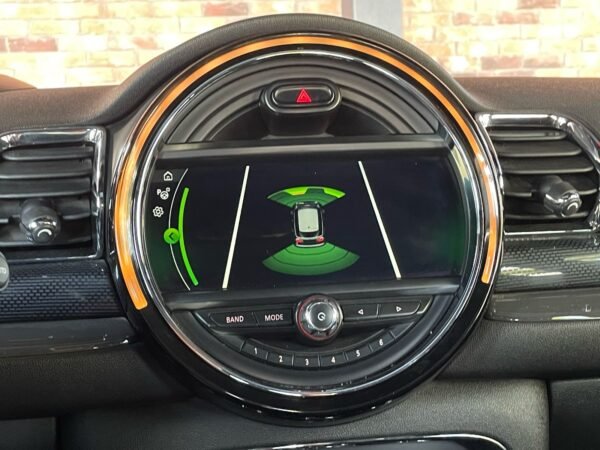 MINI COOPER CLUBMAN