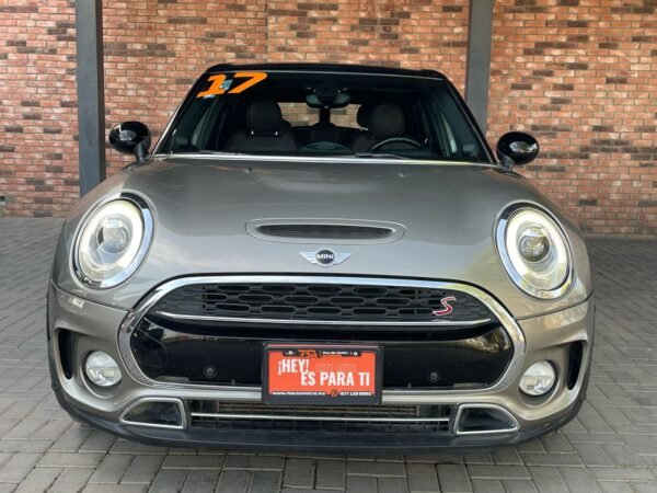 MINI COOPER CLUBMAN