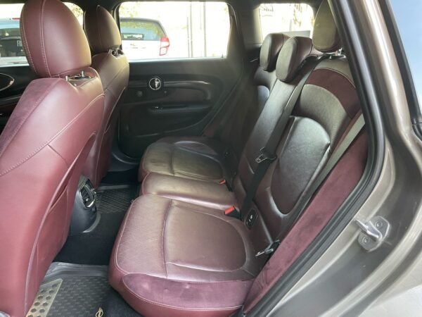 MINI COOPER CLUBMAN