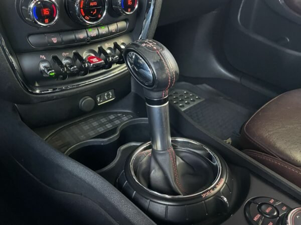 MINI COOPER CLUBMAN