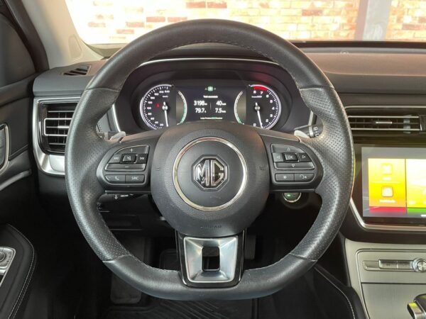 MG RX8
