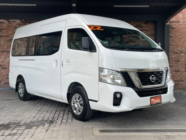 NISSAN URVAN
