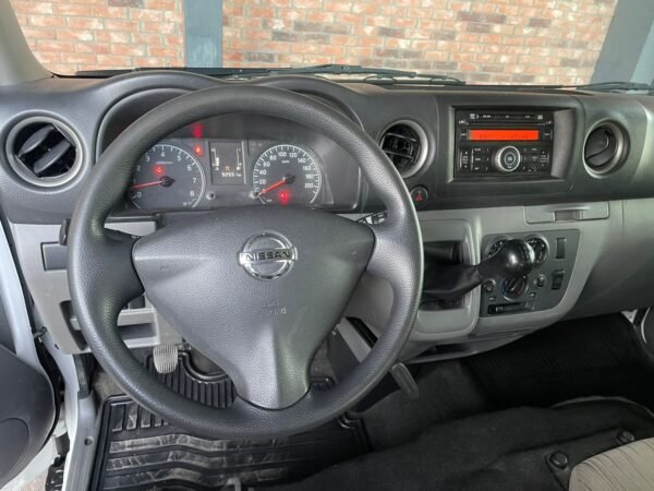 NISSAN URVAN