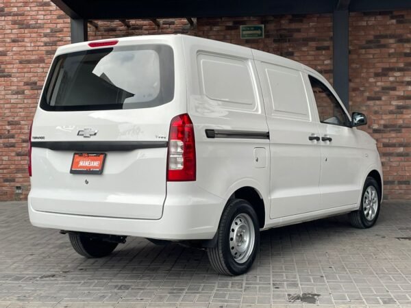 TORNADO VAN