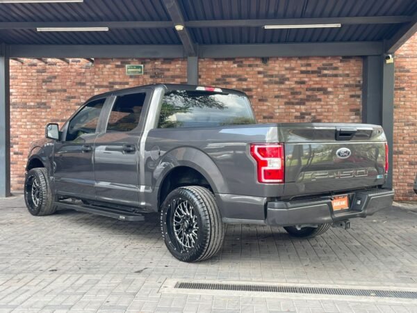 FORD F150