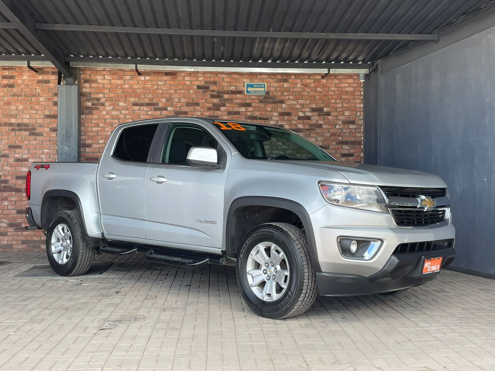 CHEVROLET COLORADO