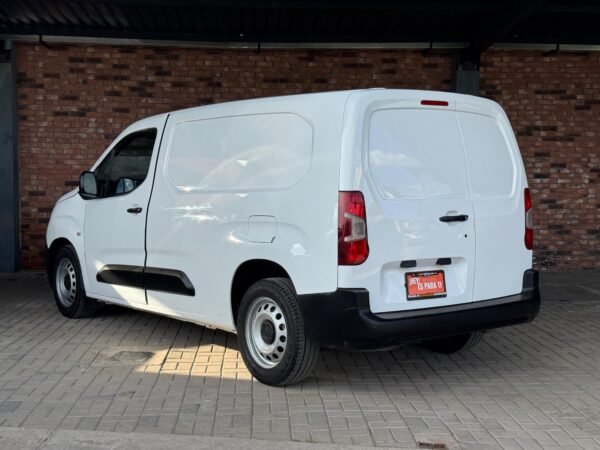 PEUGEOT PARTNER