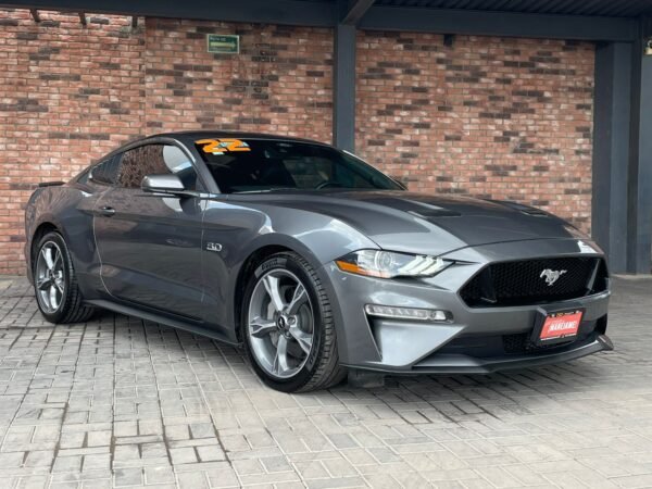 FORD MUSTANG
