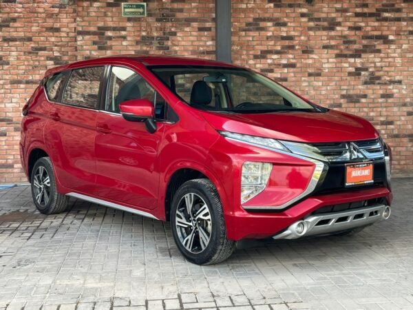MITSUBISHI XPANDER