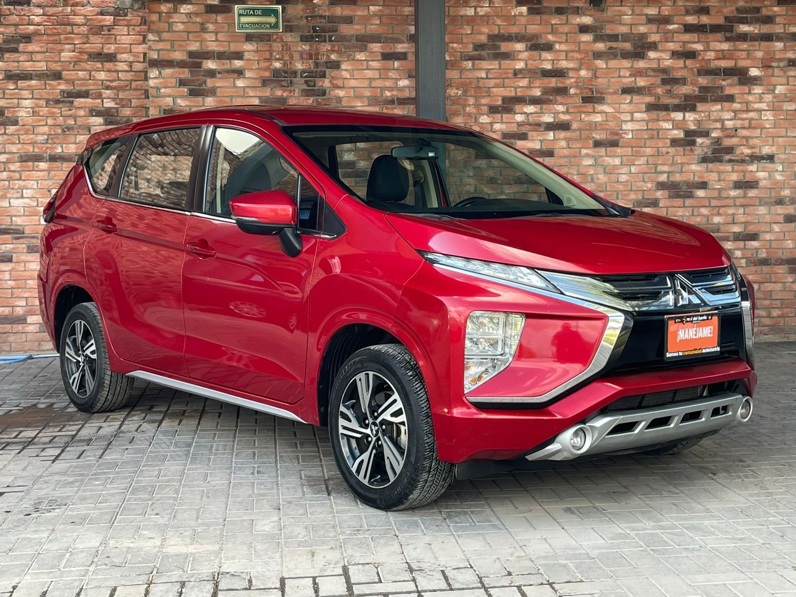 MITSUBISHI XPANDER