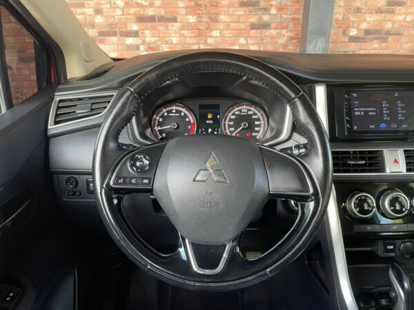 MITSUBISHI XPANDER