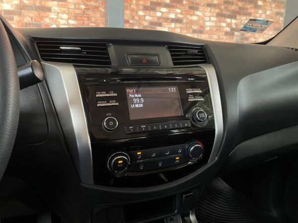 NISSAN FRONTIER