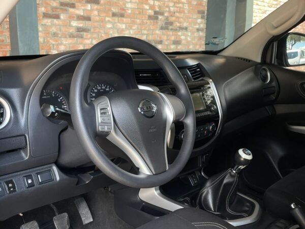 NISSAN FRONTIER