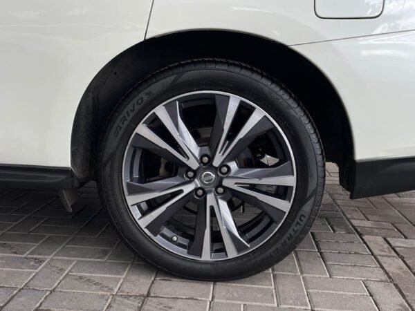NISSAN PATHFINDER