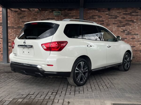 NISSAN PATHFINDER