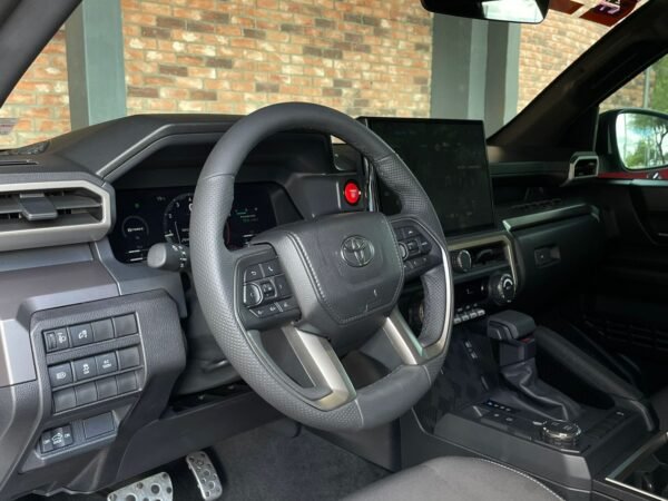 TOYOTA TACOMA