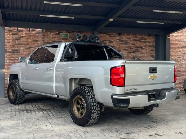 CHEVROLET SILVERADO
