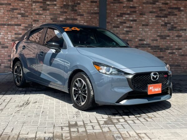 MAZDA 2