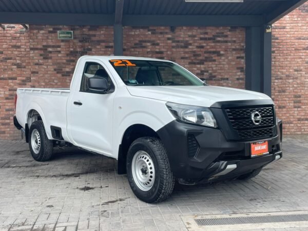 NISSAN NP300