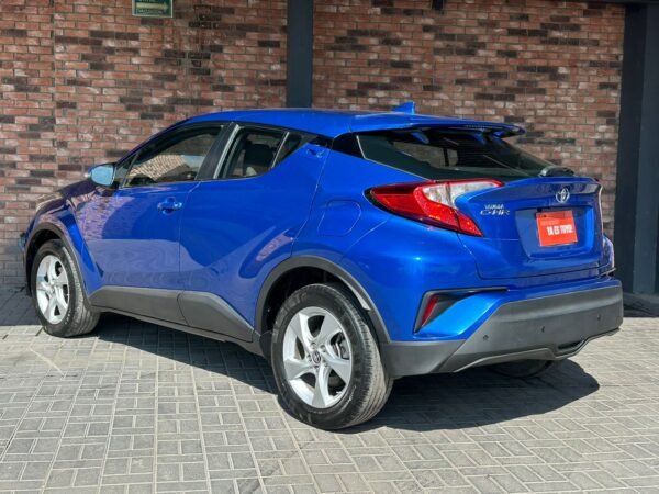 TOYOTA CHR