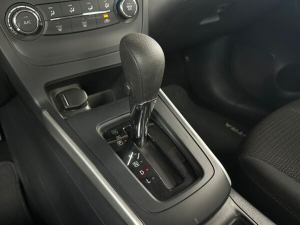 NISSAN SENTRANISSAN SENTRA