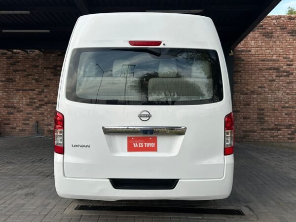 NISSAN URVAN