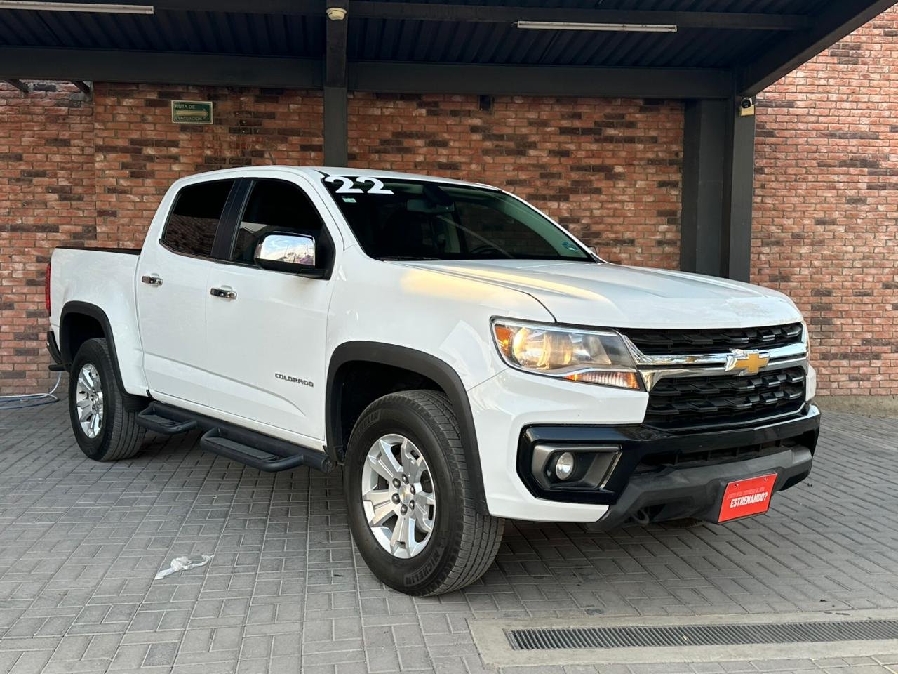 CHEVROLET COLORADO