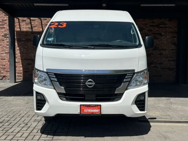 NISSAN URVAN