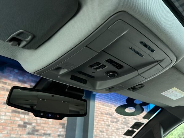 CHEVROLET SUBURBAN