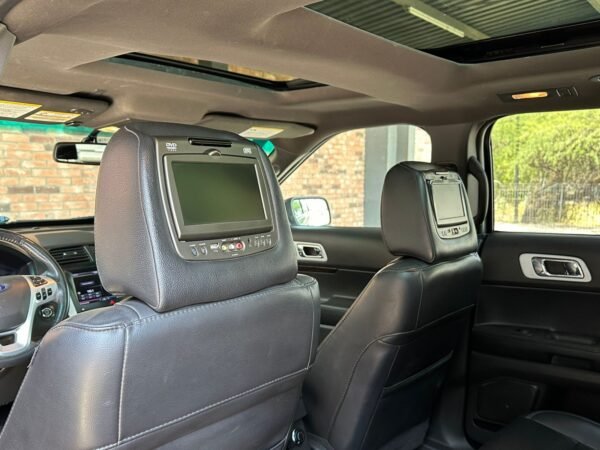FORD EXPLORER (