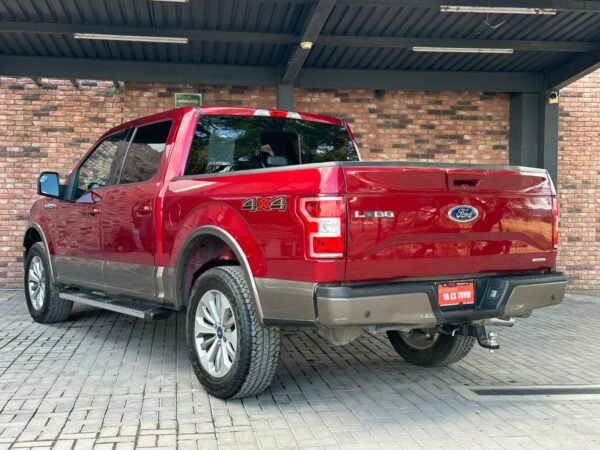 FORD LOBO