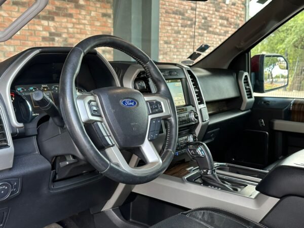 FORD LOBO