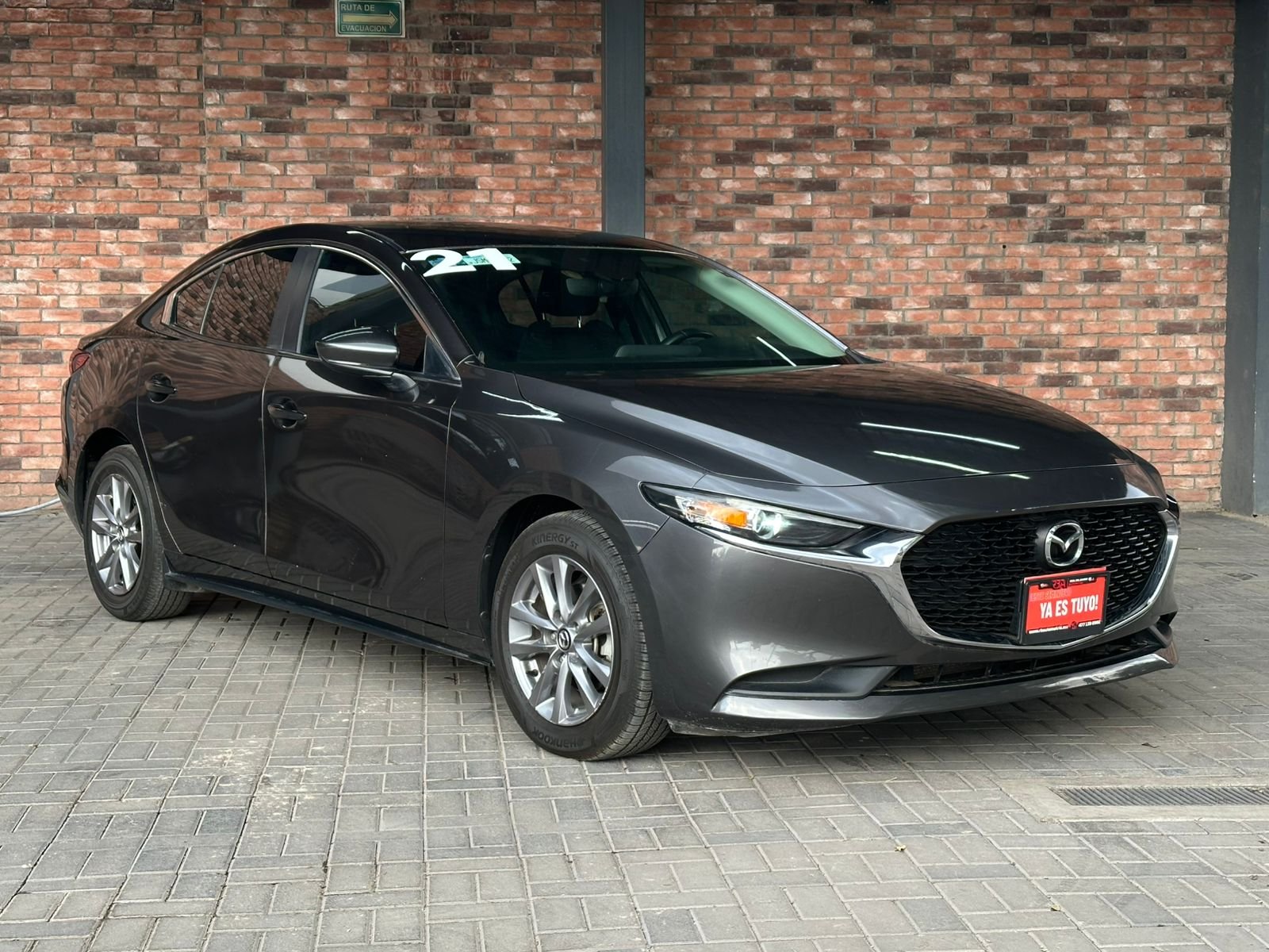 MAZDA 3