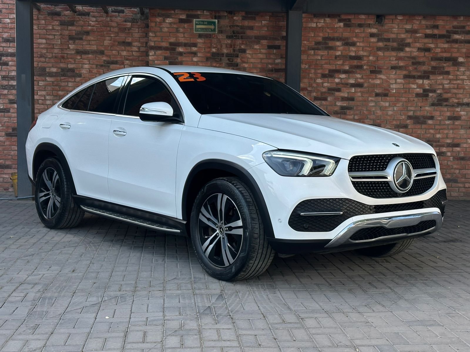 MERCEDES BENZ