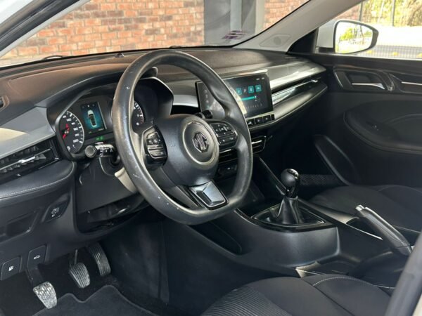 MG 5