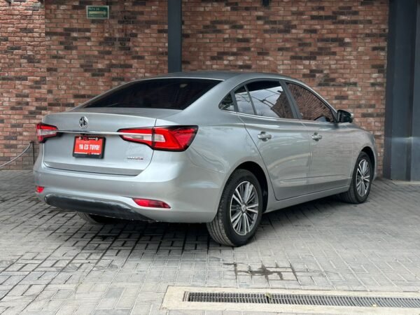 MG 5