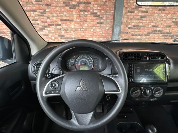 MITSUBISHI MIRAGE