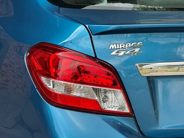 MITSUBISHI MIRAGE