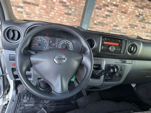 NISSAN URVAN