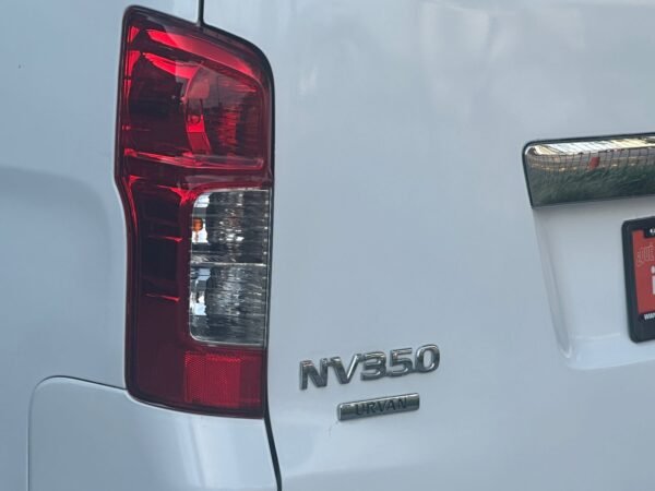 NISSAN URVAN