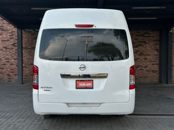NISSAN URVAN