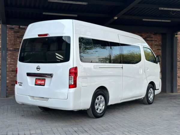 NISSAN URVAN