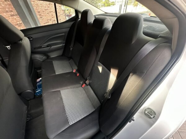 NISSAN VERSA