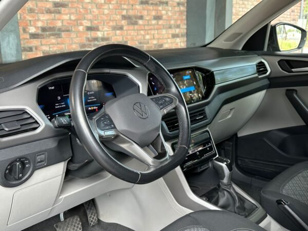 VOLKSWAGEN TAIGUN