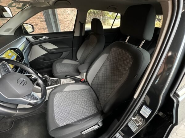 VOLKSWAGEN TAIGUN